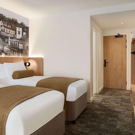 Super 8 By Wyndham Durham Hotel Eksteriør billede