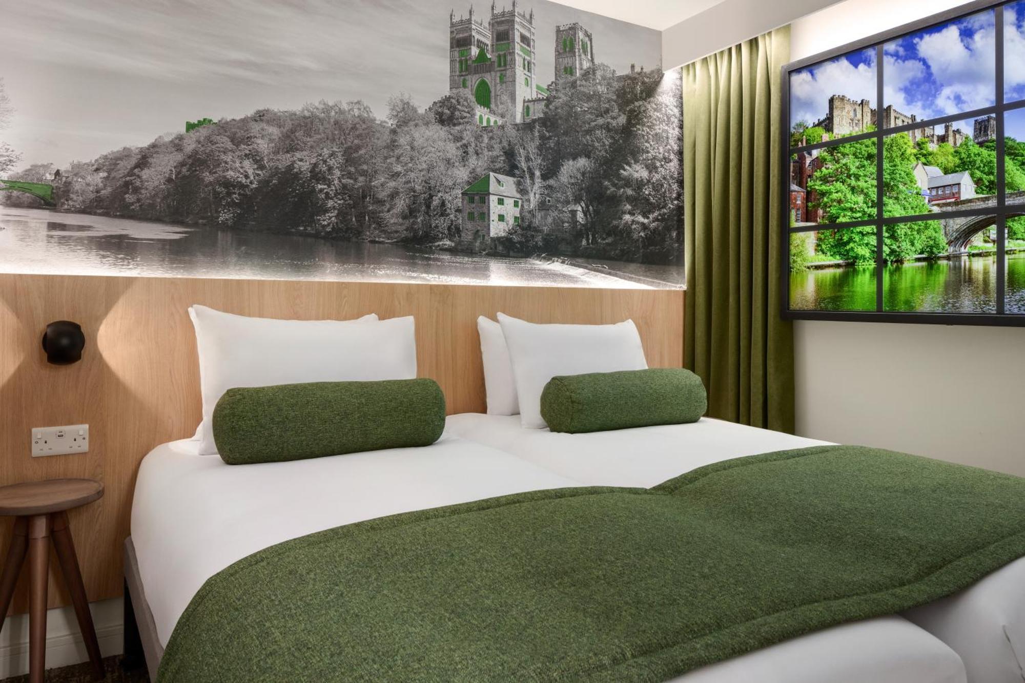 Super 8 By Wyndham Durham Hotel Eksteriør billede